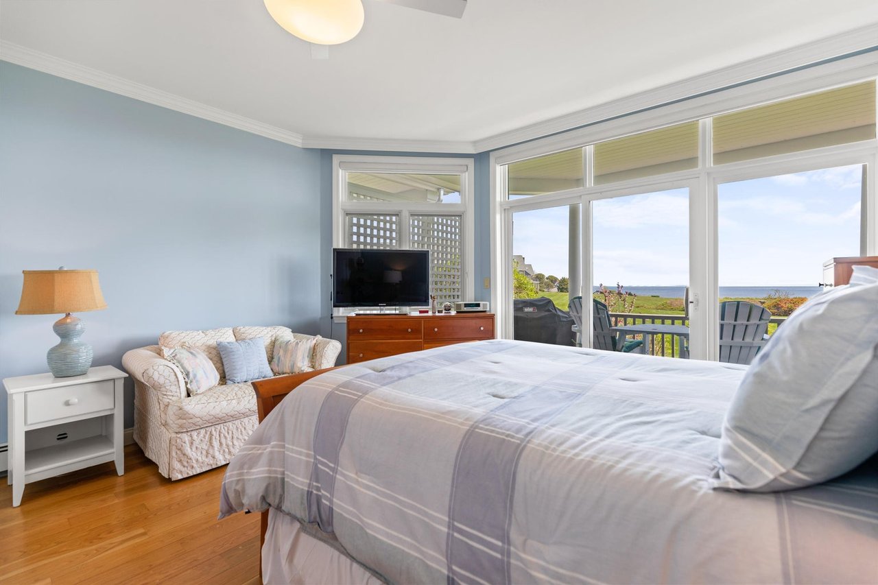 17 Atlantic Drive, Unit #: 17B