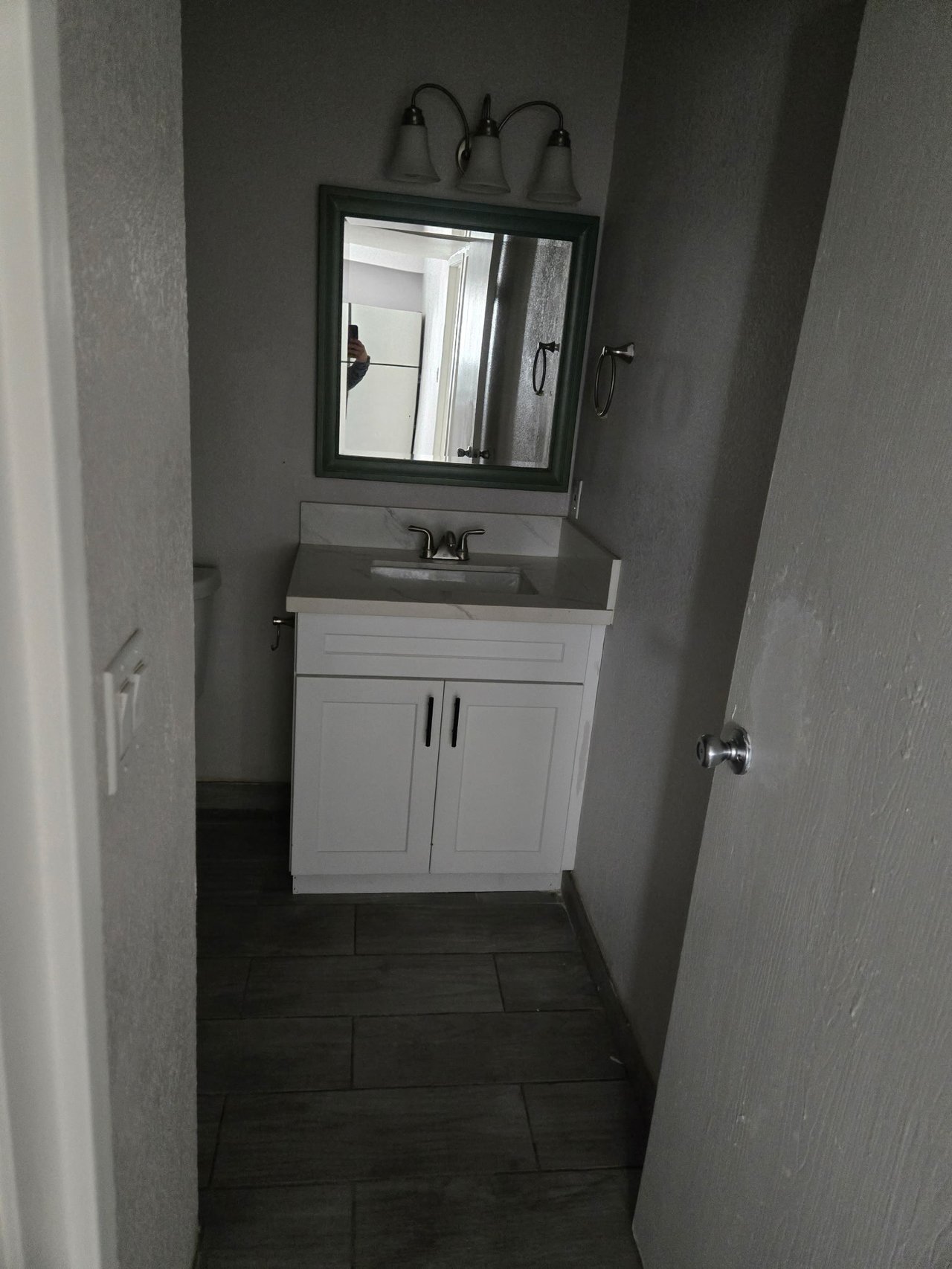 33 Gold Bar Court #B