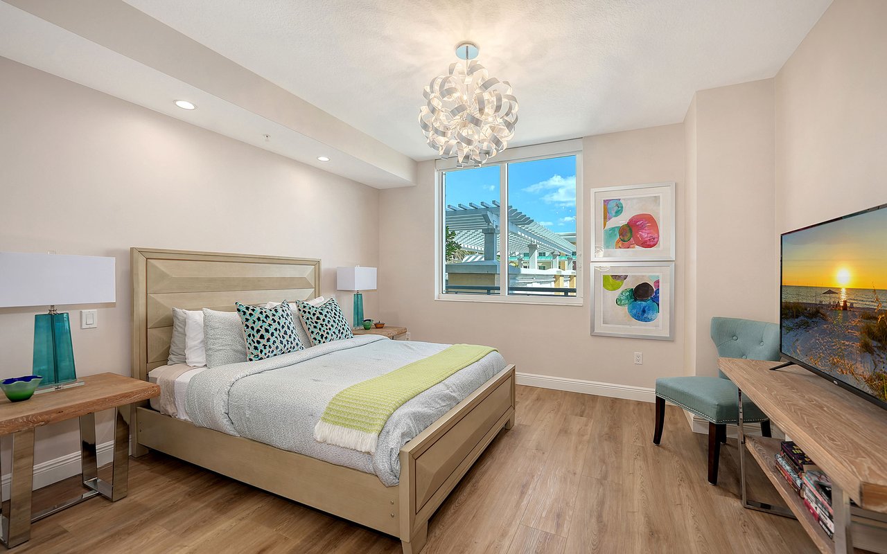 800 N. Tamiami Trail #312