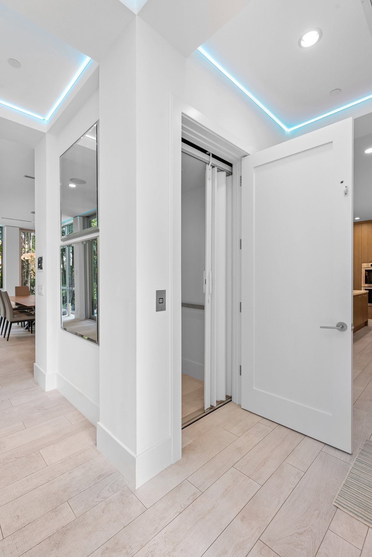 1005 Bucida Rd, Delray Beach