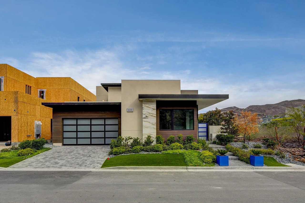 Modern Model Home for Sale in MacDonald Highlands