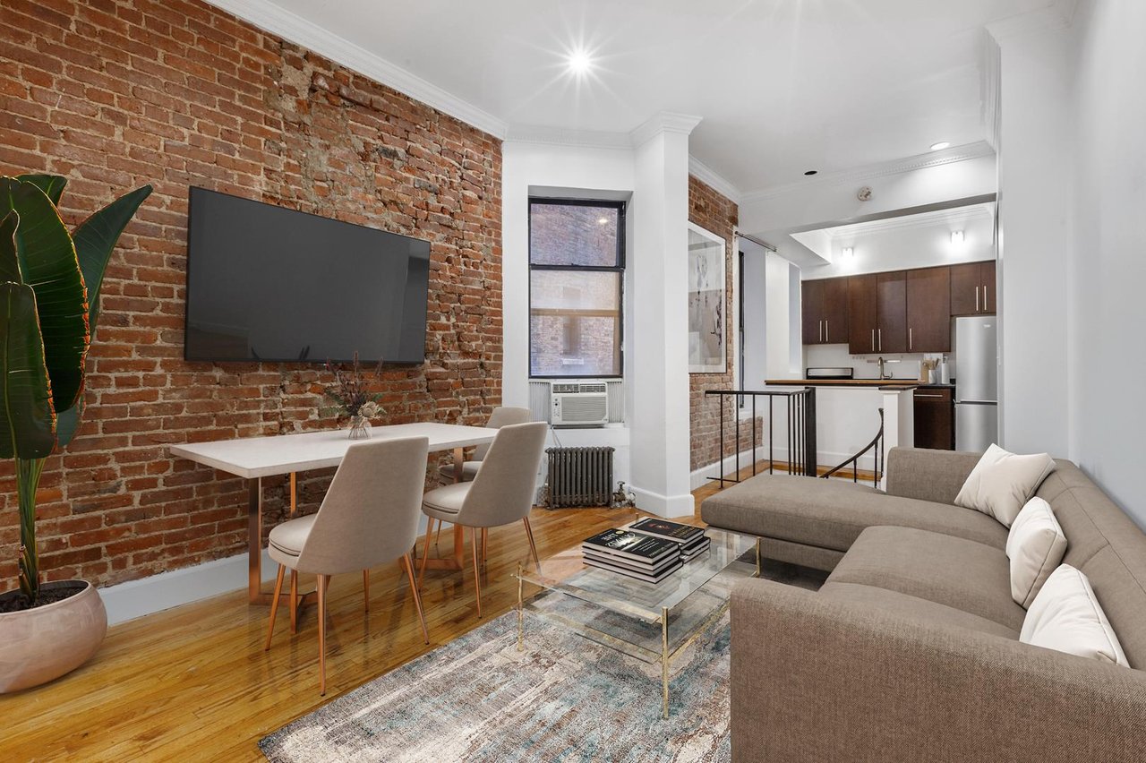 15 West 64th Street, Apt 1-C