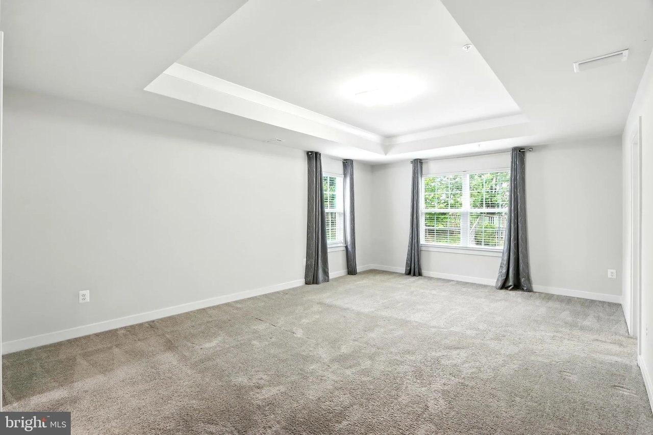 6015 Charles Henry Pl