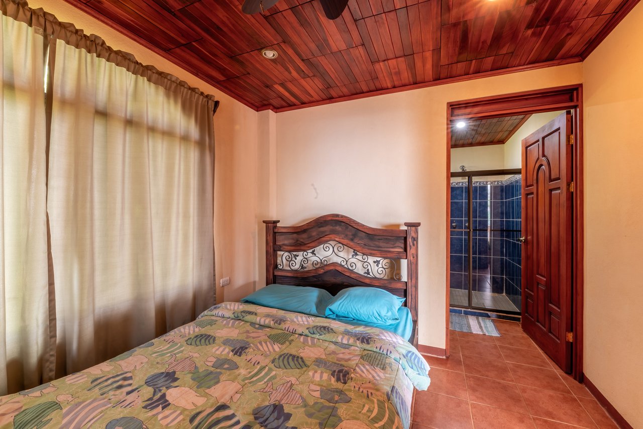 Fully Furnished 3-Bedroom Home in Tinamastes | 0.4 Acres