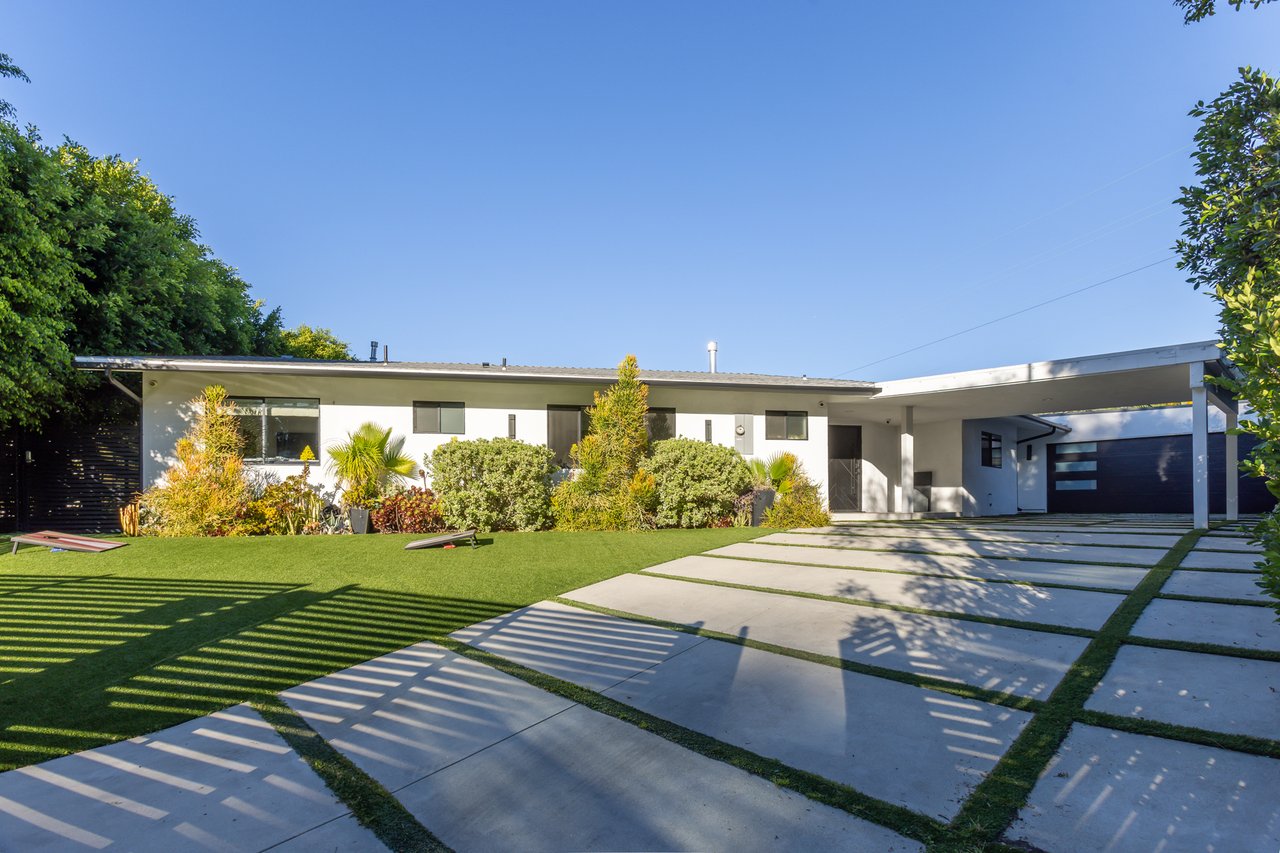 Casa Dona by Oraklus