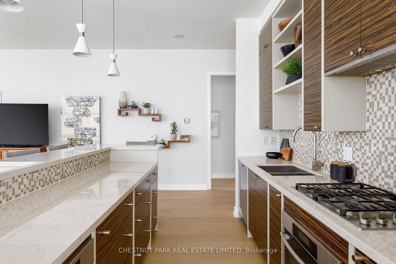 ABOVE THE CITY PENTHOUSE 