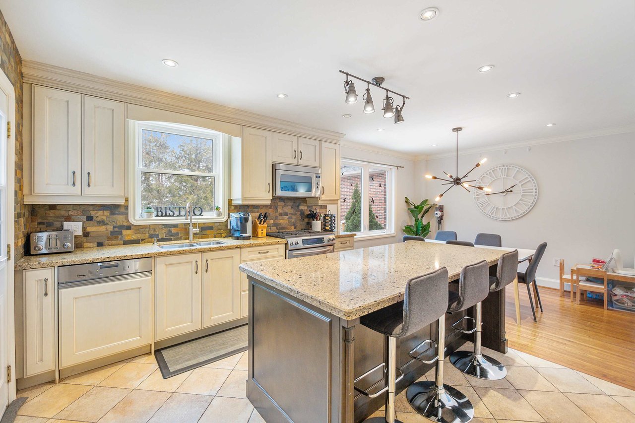 10 Kingslea Gardens
