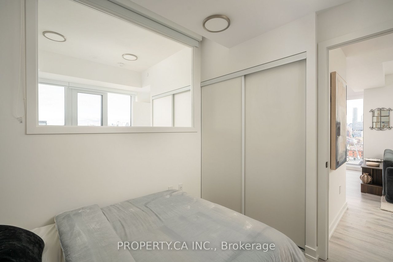 LUXURY LIVING AT RUSH CONDOS 