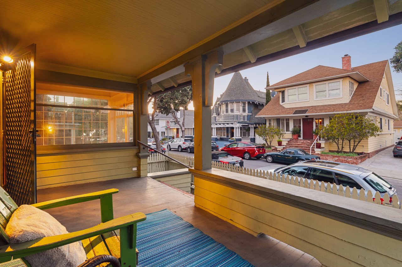 160 Wadsworth Ave, Santa Monica