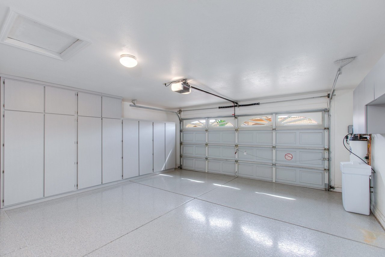 8942 West Sequoia Drive