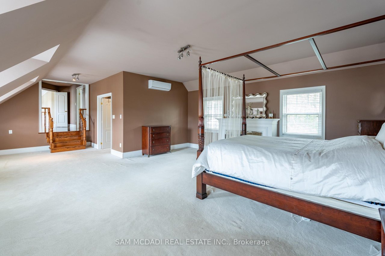 3248 Barchester Court