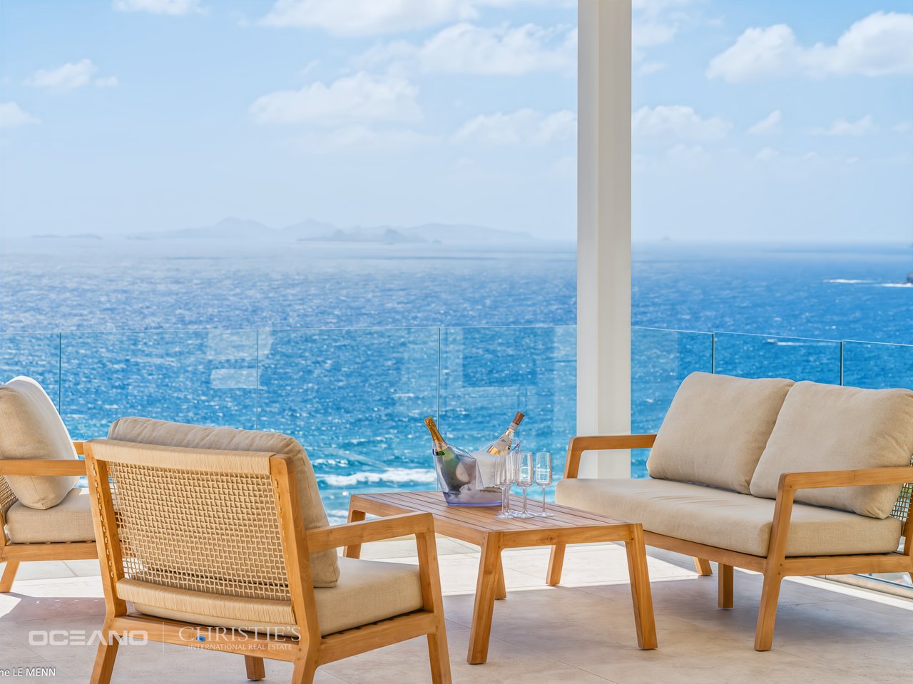 MODERN VILLA WITH SPECTACULAR VIEW -NEWLY BUILT