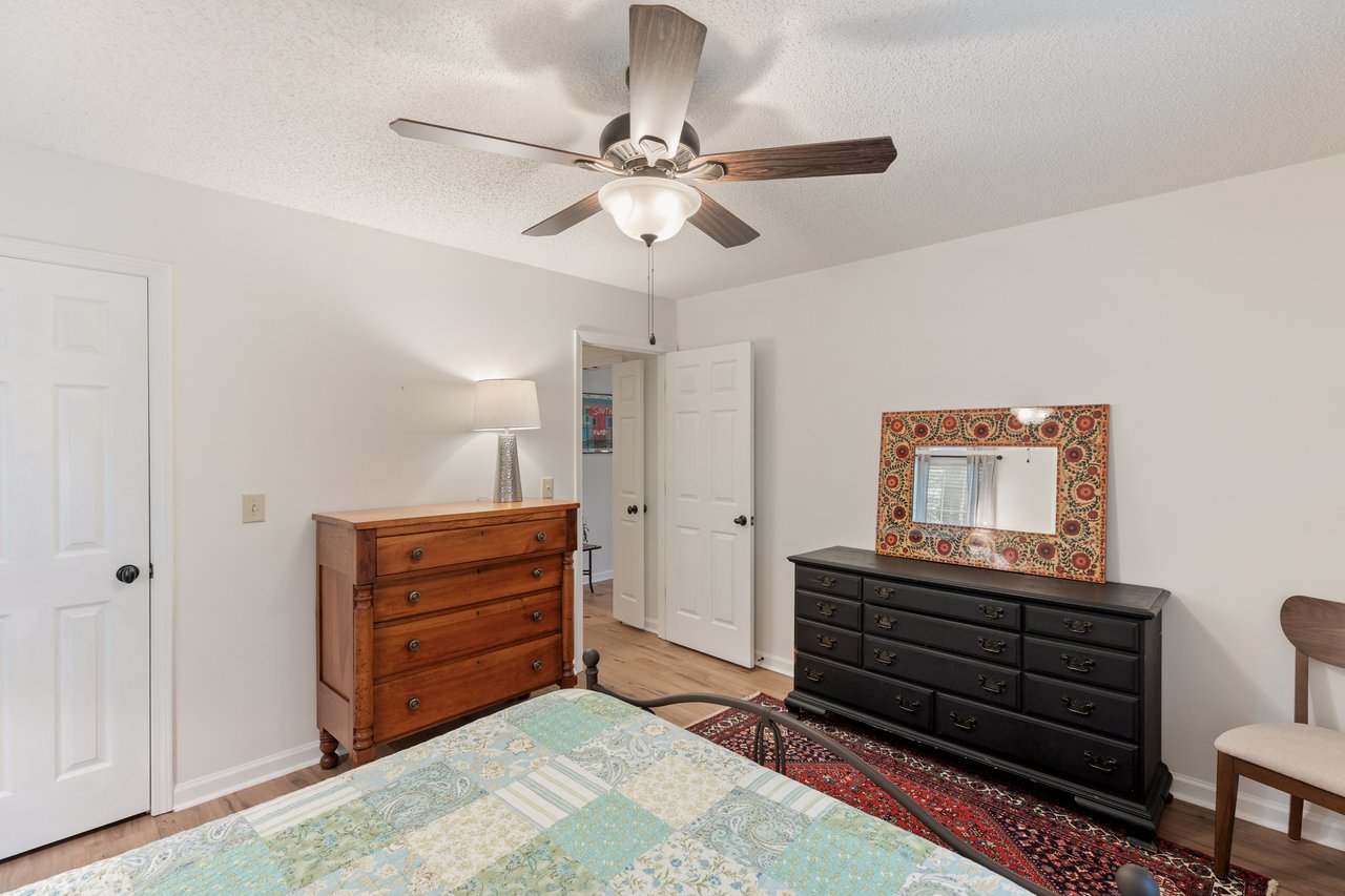 75 Hickory Dr