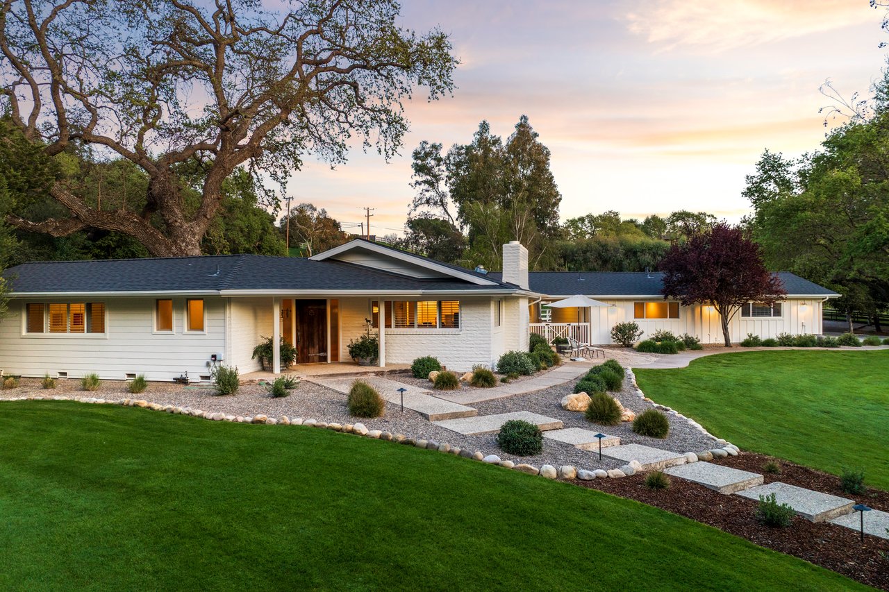 Private Mini Estate on 3+ Acres
