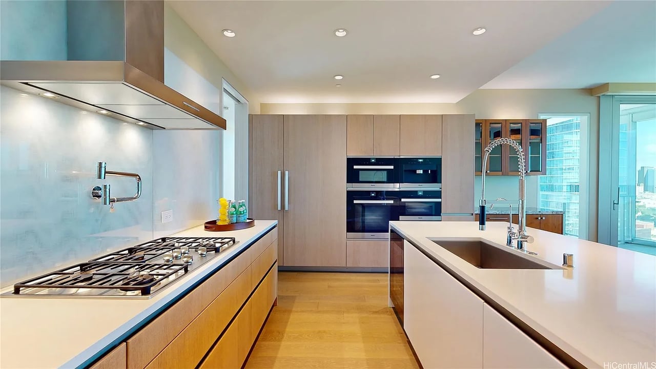 1118 Ala Moana Blvd, #1606