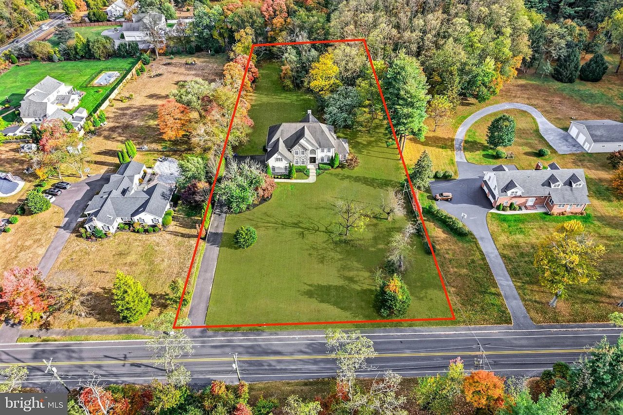 950 Bortons Landing Rd