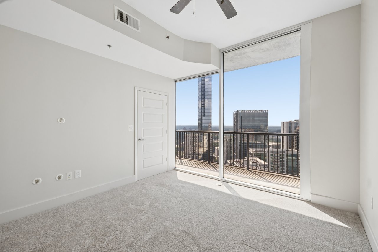 1080 Peachtree Street NE Unit 3215
