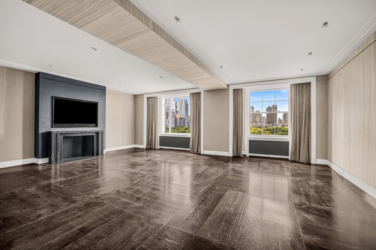 825 Fifth Avenue