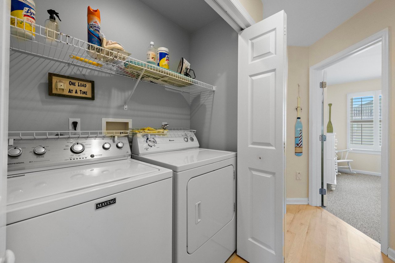 401 Pearl Street (West Unit), Beach Haven