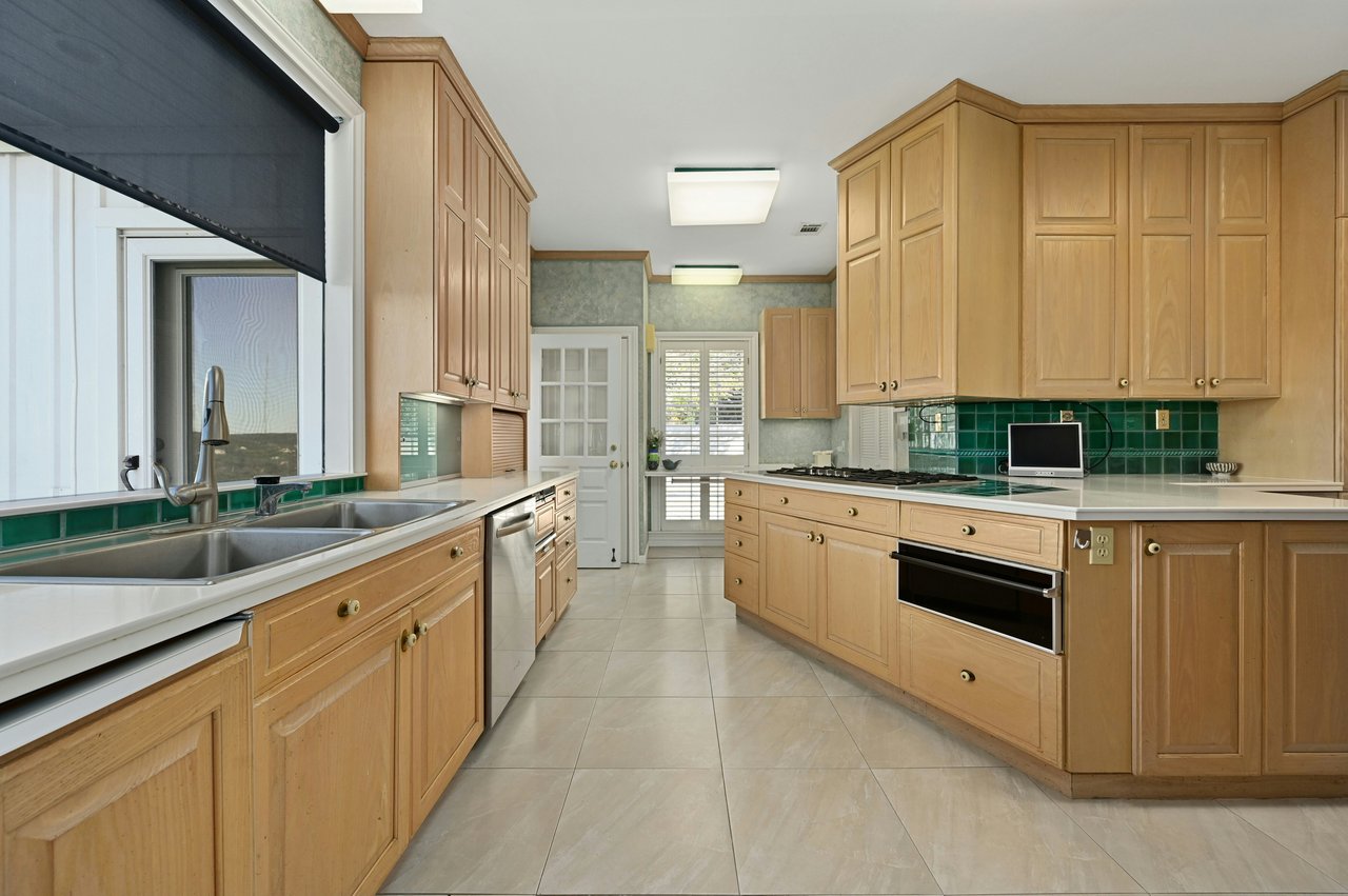 3421 Monte Vista Drive + Mt. Bonnell Road Lot 