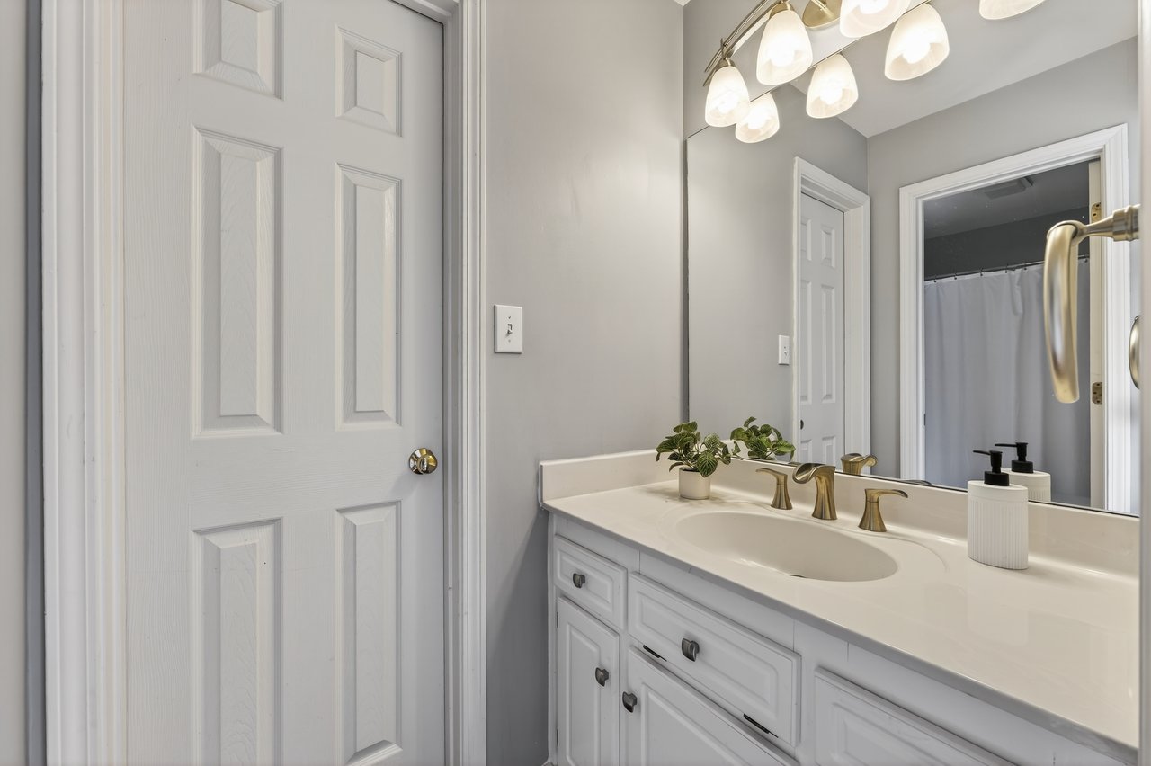 555 Hembree Grove Ovrlk