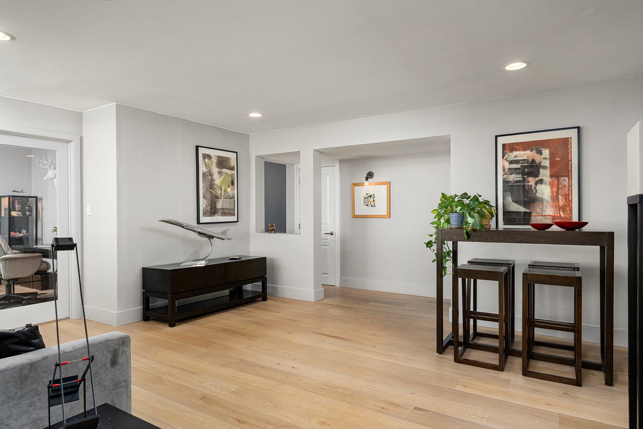 6511 E MONTEROSA Street