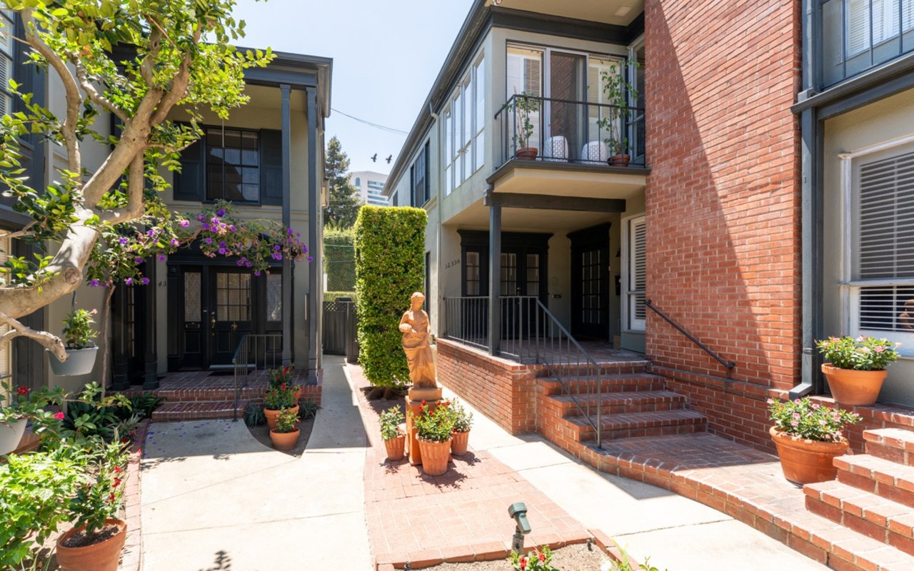 1235 S Beverly Glen Boulevard