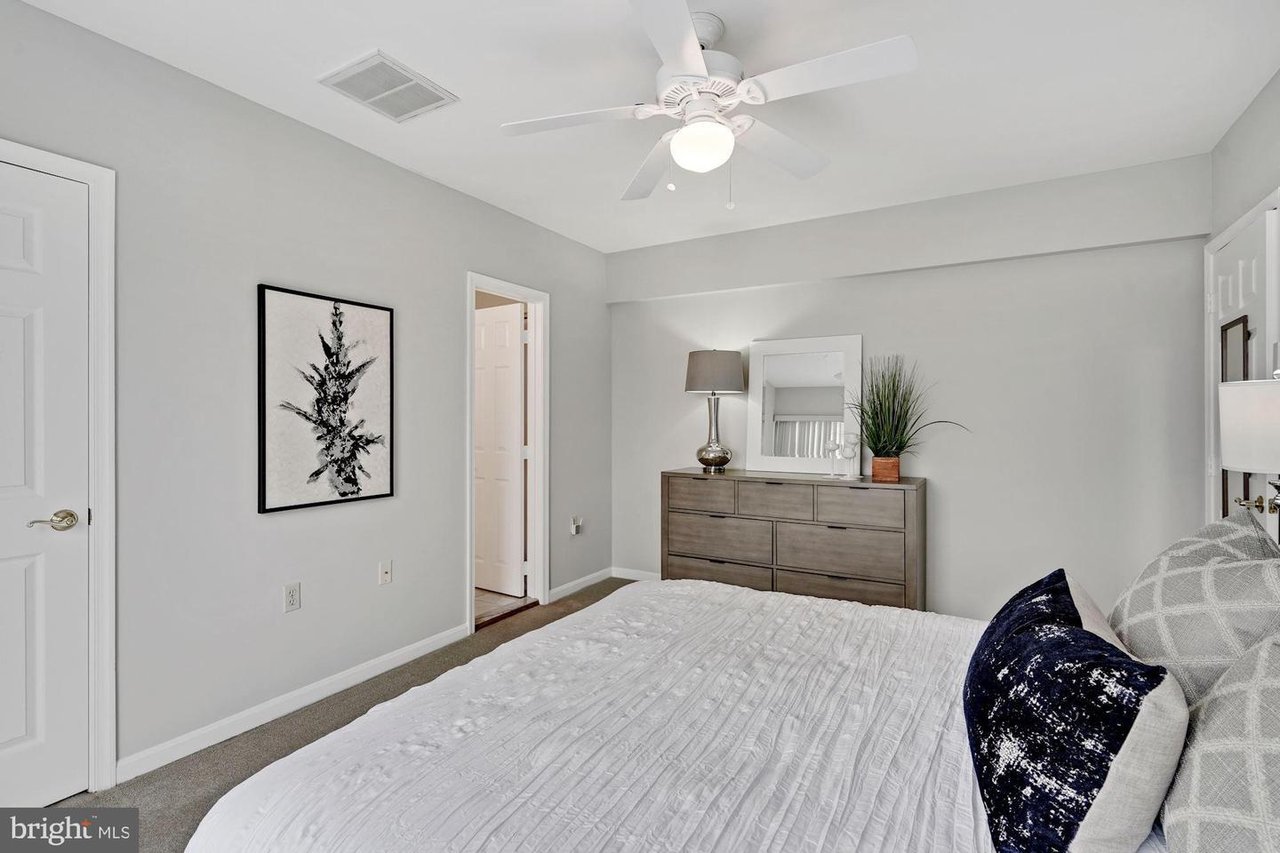 2407 20Th St NW Unit #1096, Washington, DC 20009