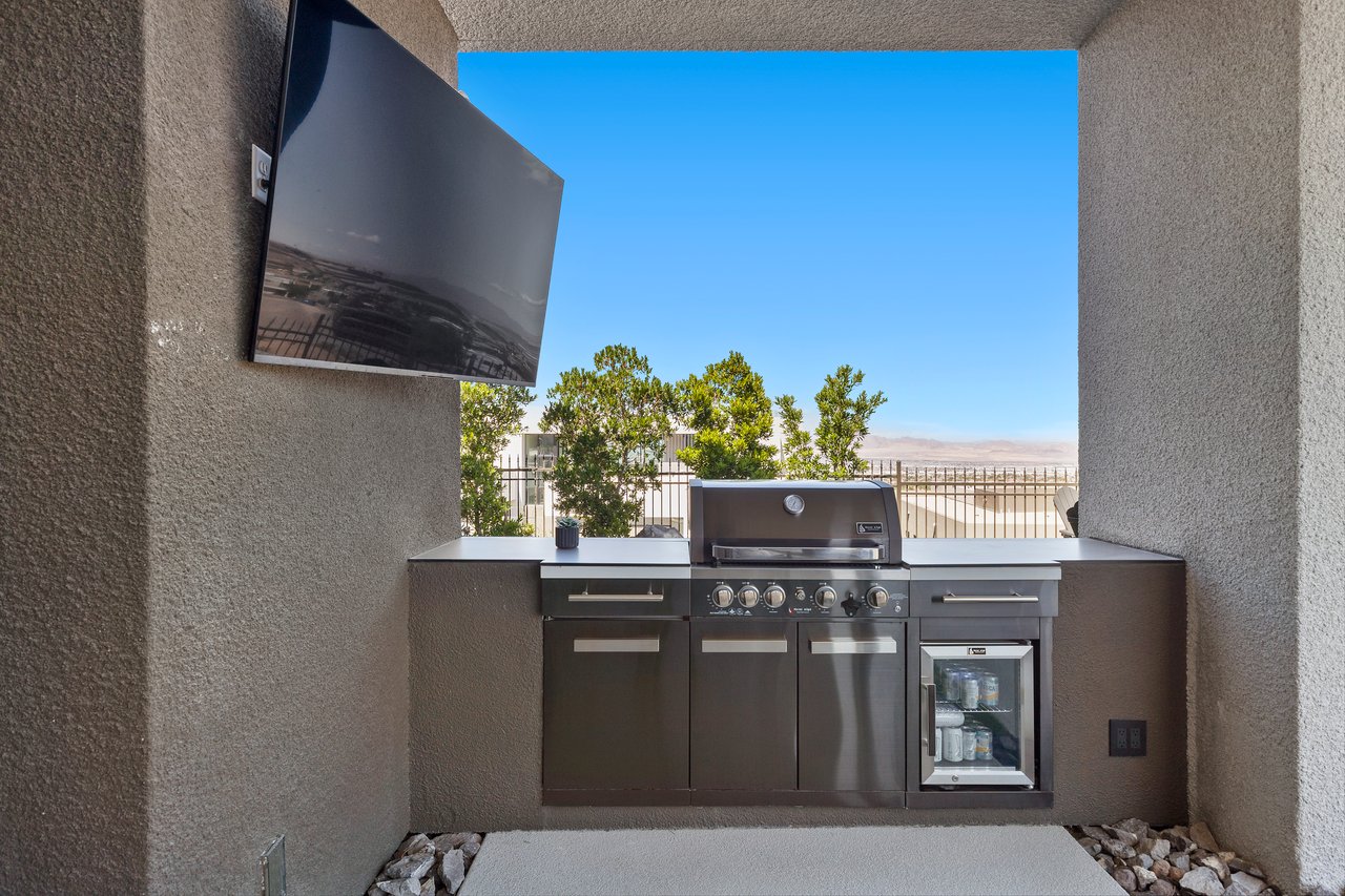 1463 Solitude Ridge Dr