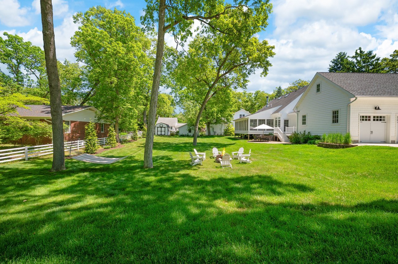 47118 Oak Avenue, Grand Beach, MI 49117