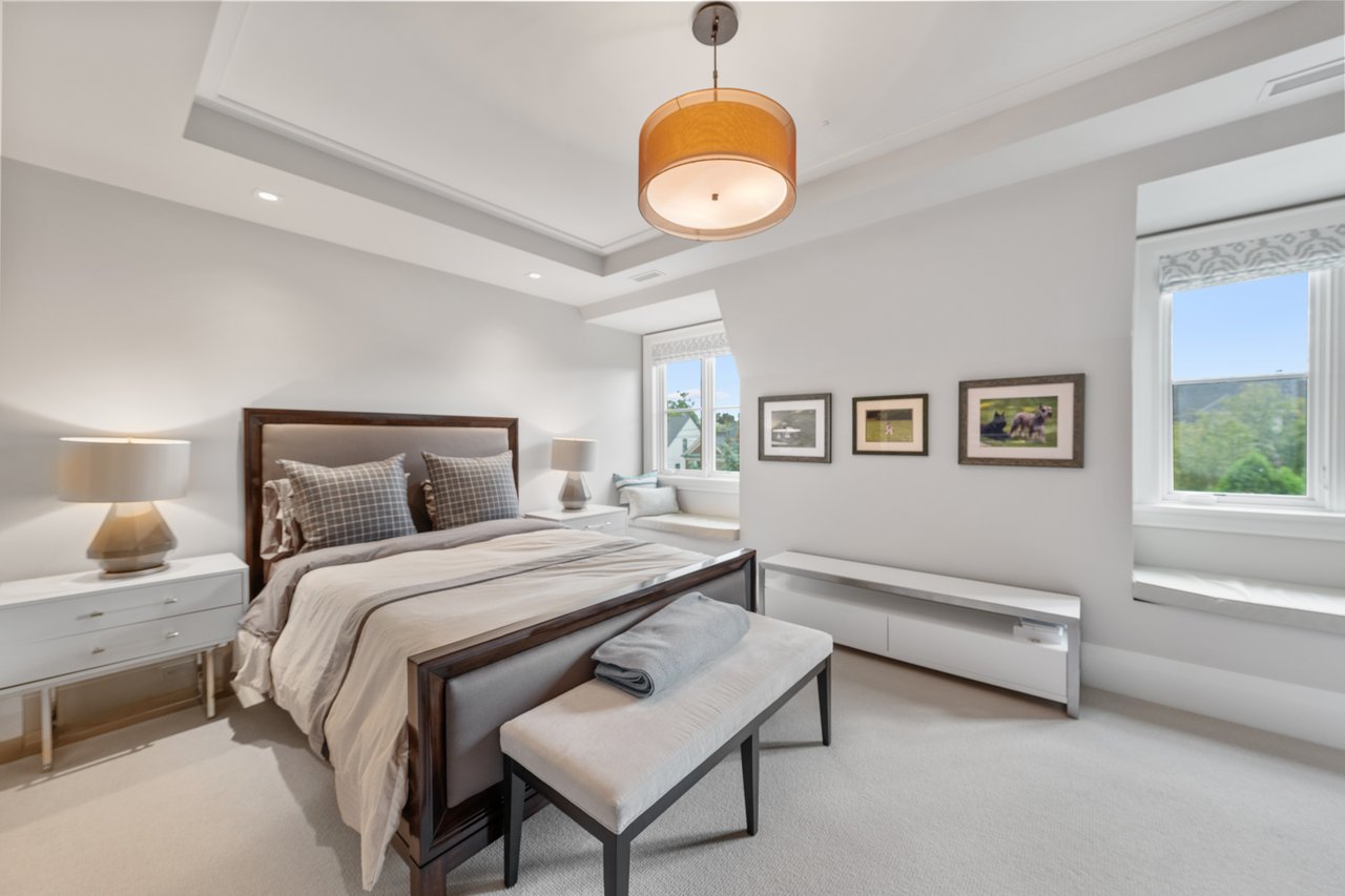 221 Dunvegan Road