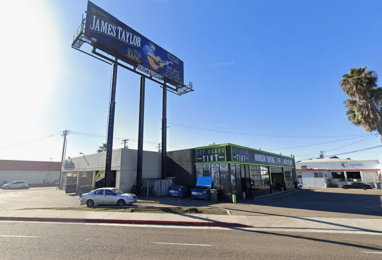 3846-3848 Camino Del Rio W