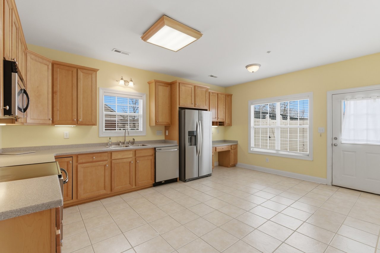 Madison City Schools End-Unit Townhome