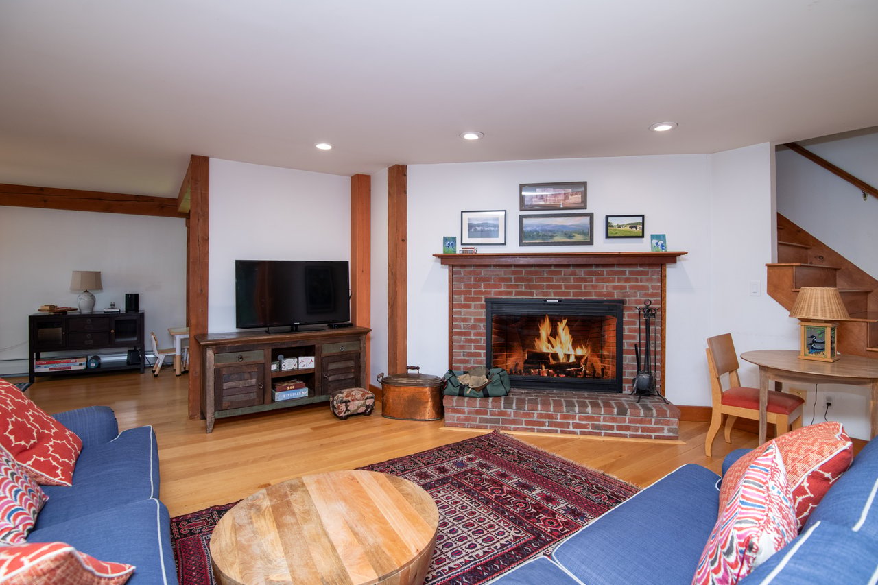 252 Hastings Lane