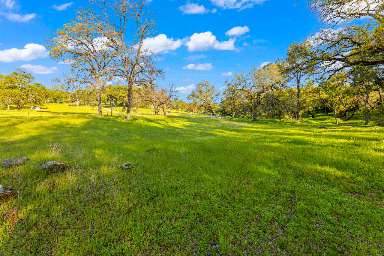 3361 Cedar Creek Rd