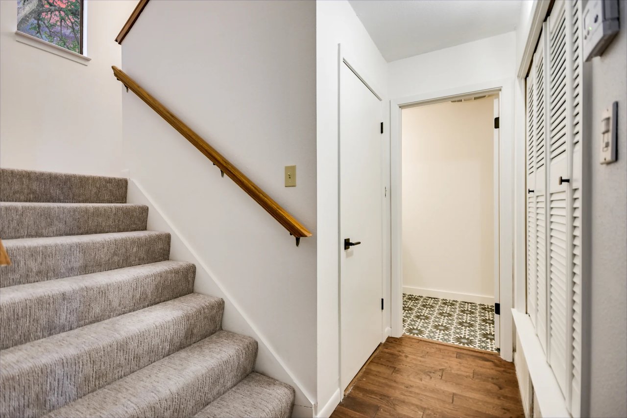 Golf Course Grandeur - 9112 Balcones Club Drive