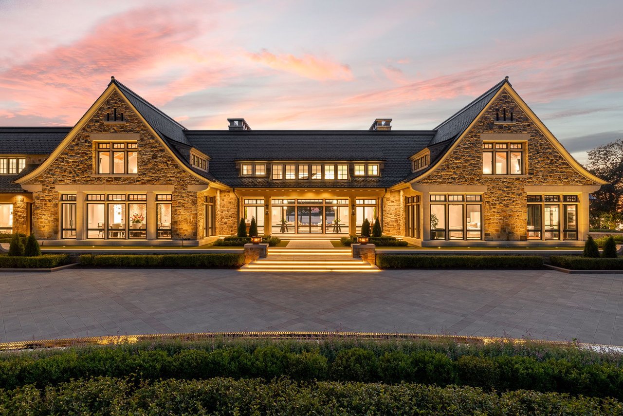 2770 Gale Road, Wayzata