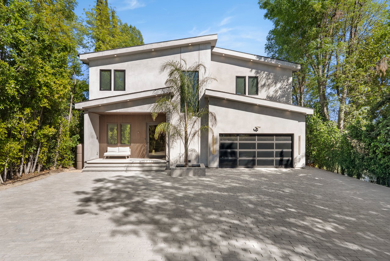 5186 Gloria Ave, Encino