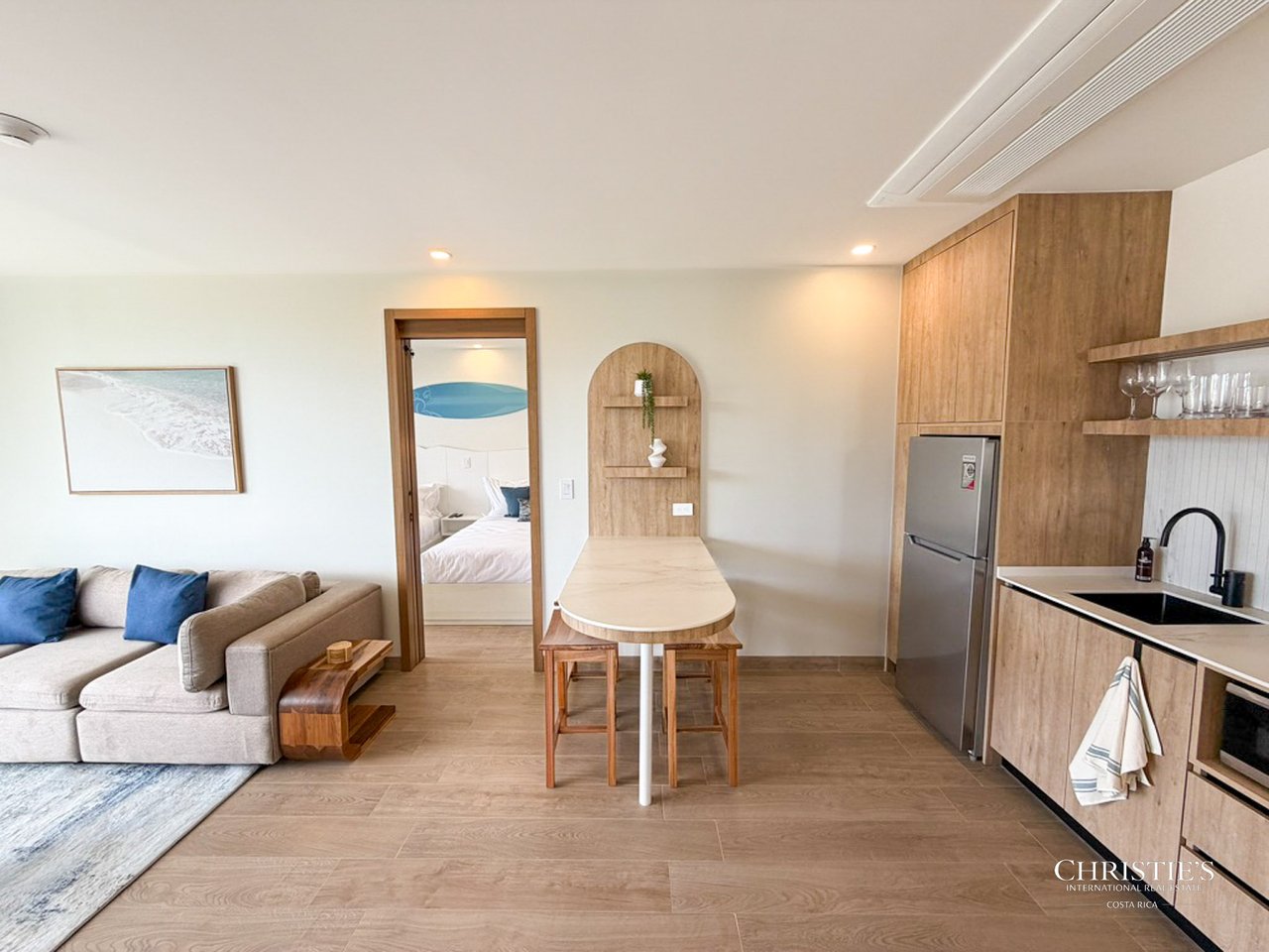 Mono Luxe Unit #17 — Three-Bedroom Residence