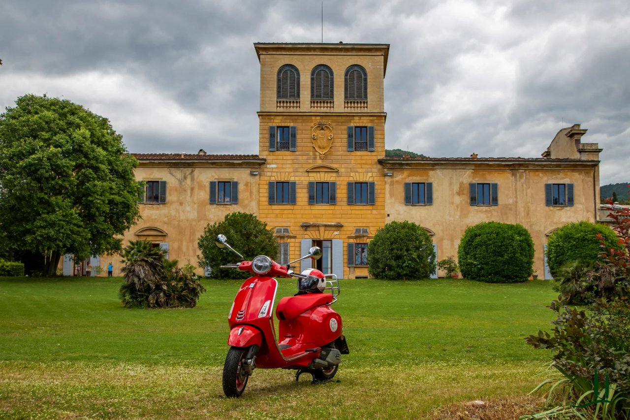 14th-Century Grand Estate Just Outside Florence