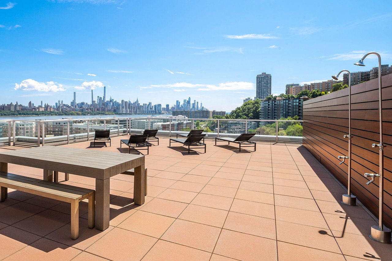 OTTO North East 3 Bedrooms | 2.5 Bathrooms