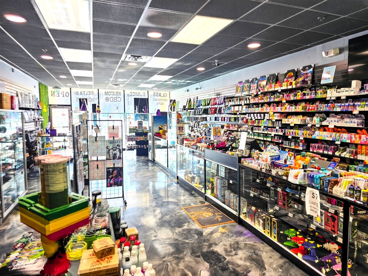 Geneva Smoke Shop 