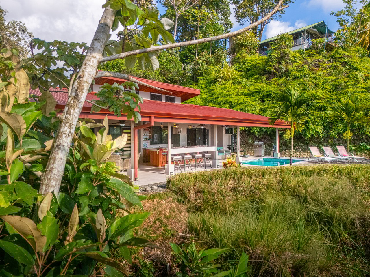 Casa Sea Breeze- Spectacular Ocean-View Home and Guest Villa in Prime Ojochal Location