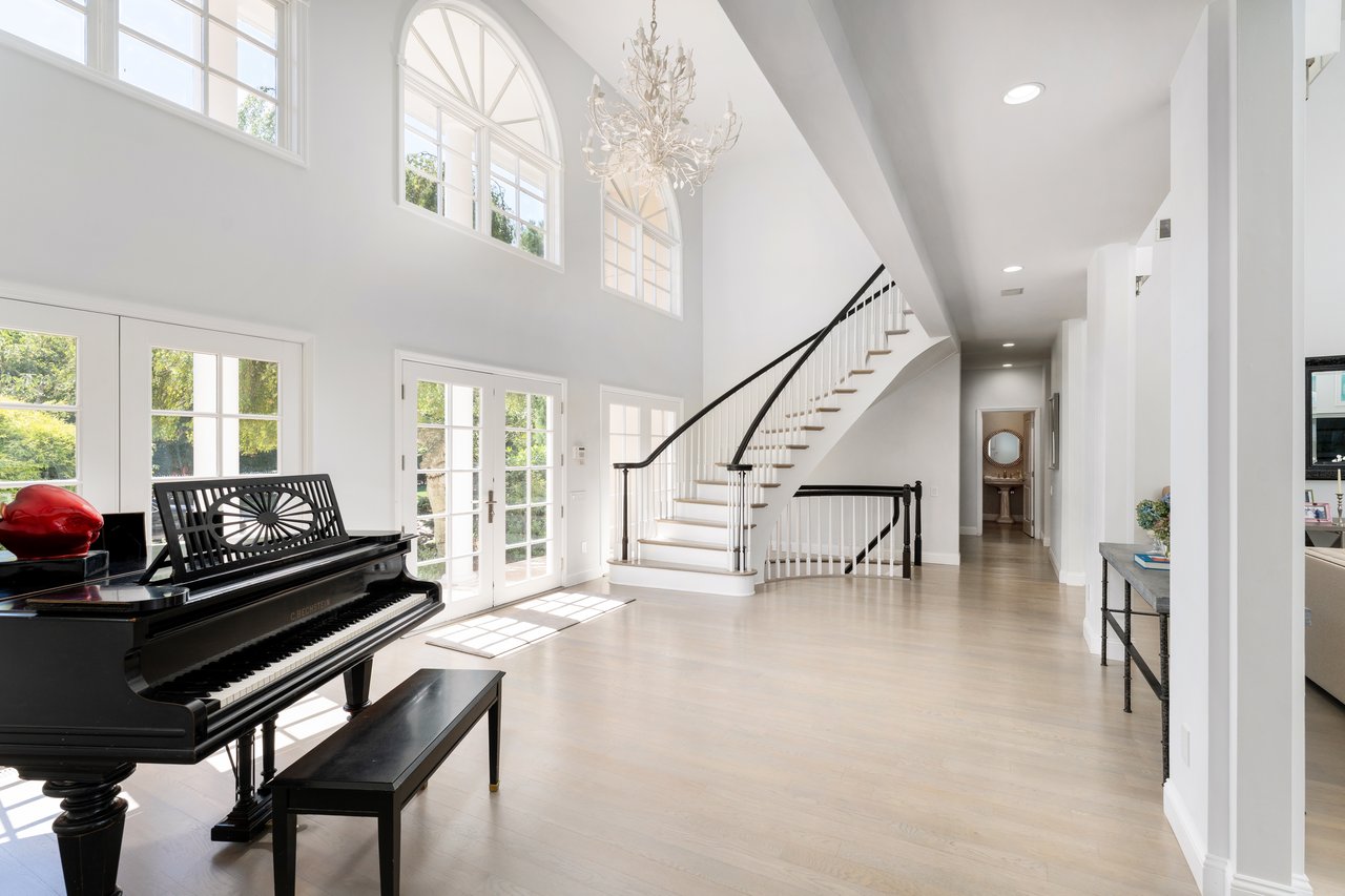 Southampton Village Summer Rental with Tennis / Pool