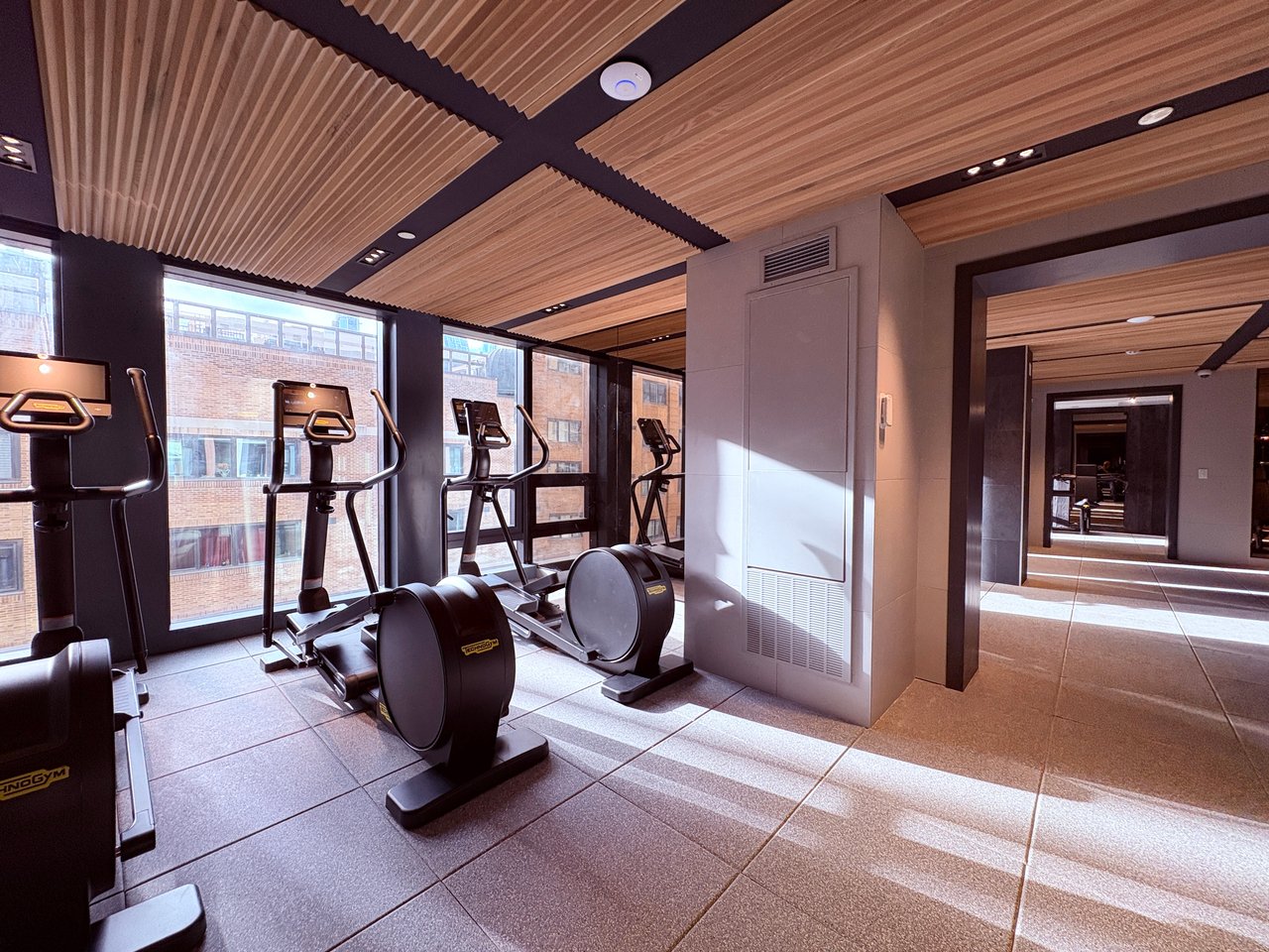 89 Church Street Unit: 612