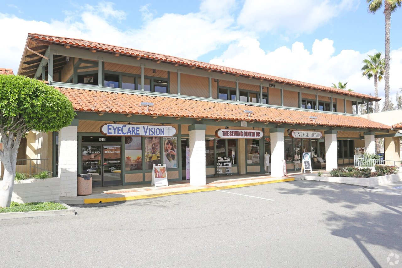 1267-1281 E Imperial Hwy, Placentia, CA 92870