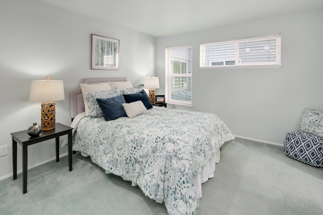 2125 California Ave SW, #202