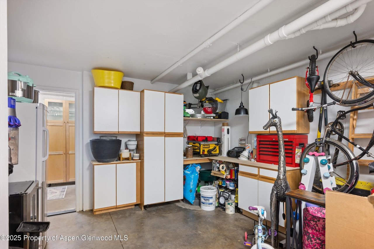 805 Pinon Dr, #1