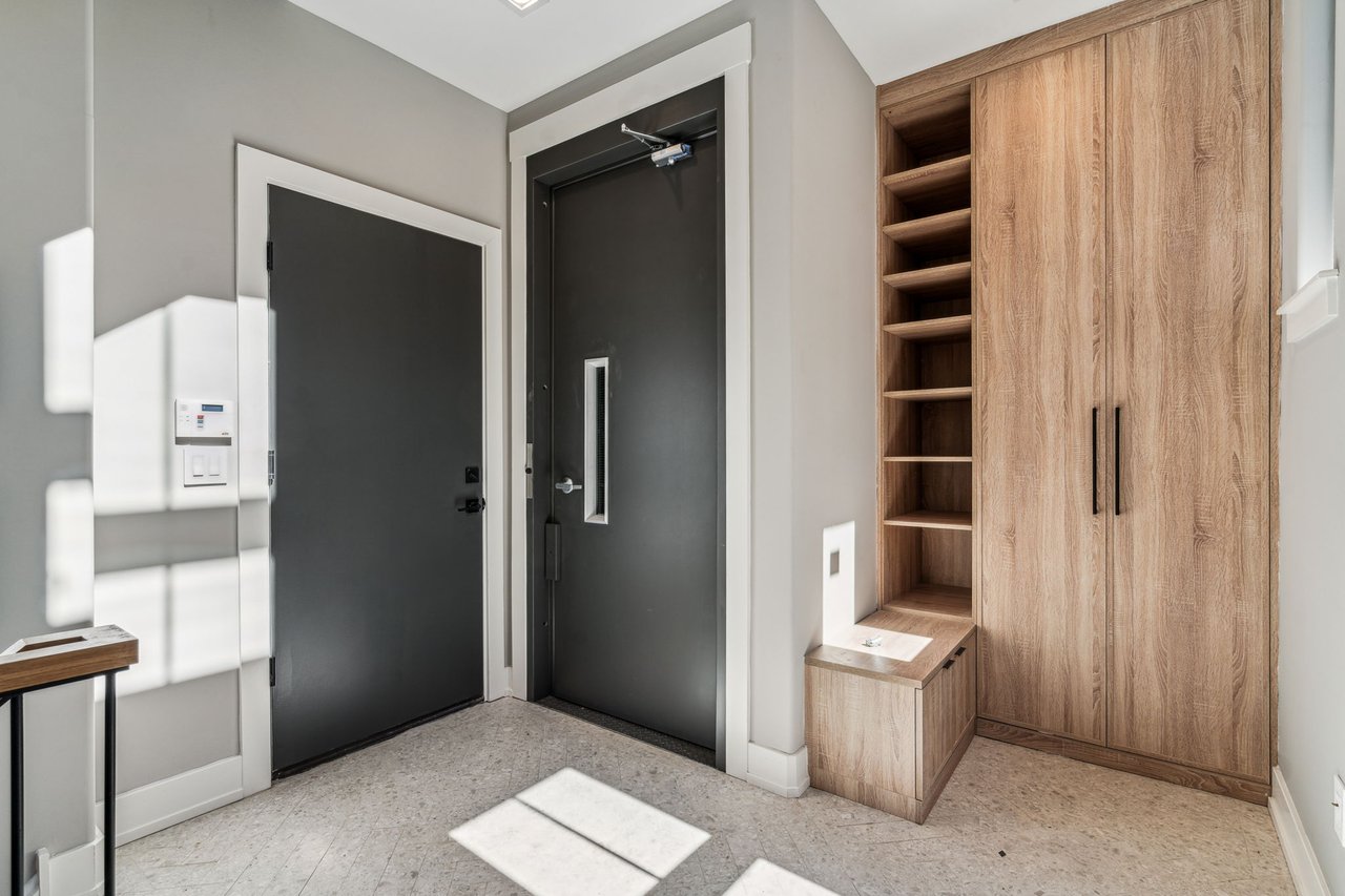 342 S Hicks St, Philadelphia, PA 19102