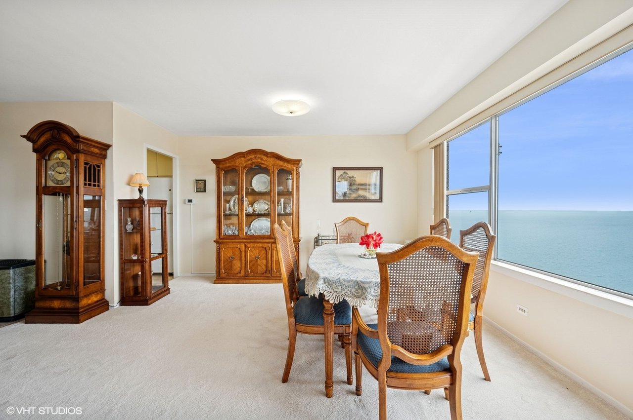 6157 N Lake Shore Drive 